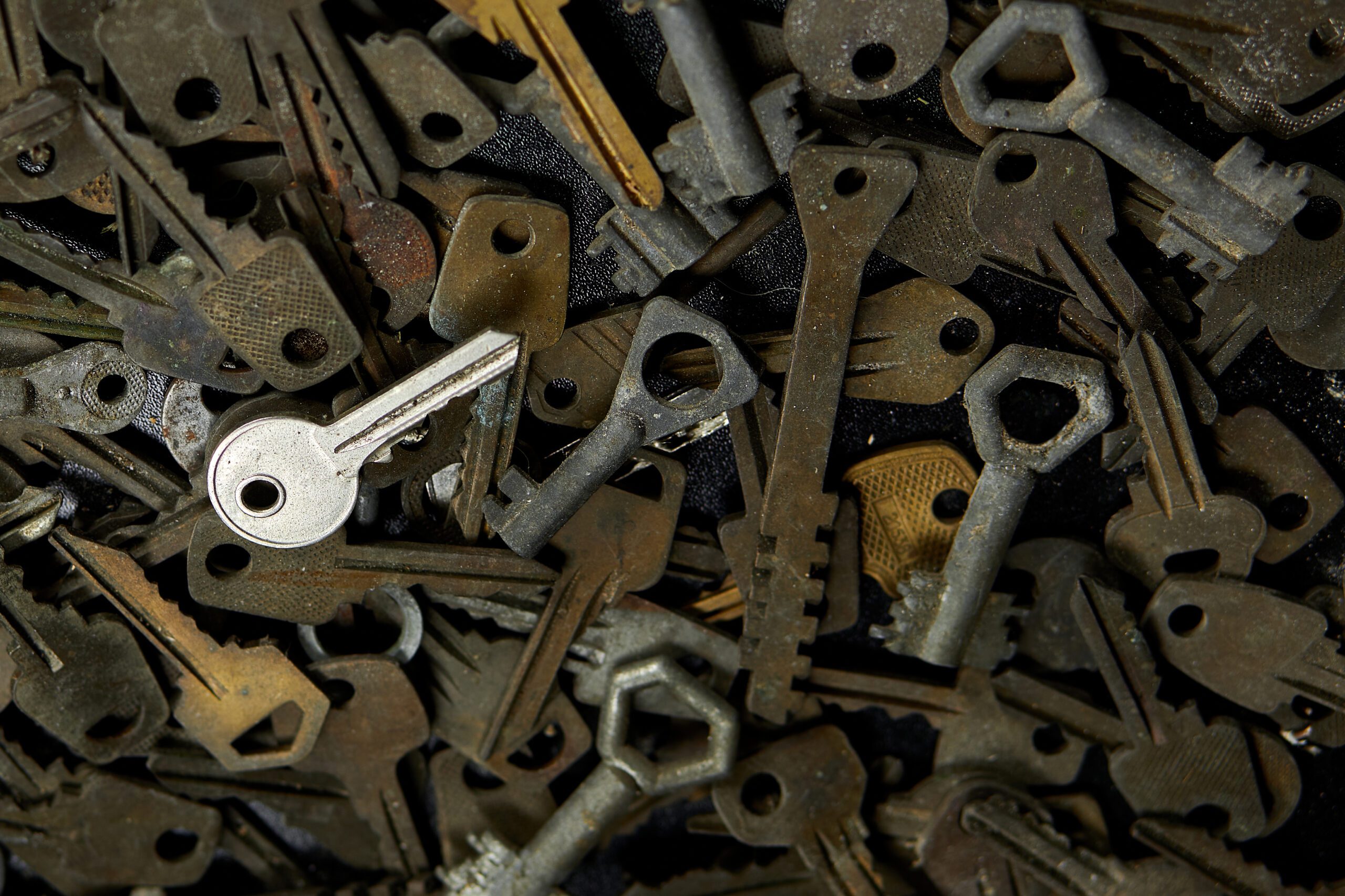 Security Breach - Safe Picking Concept